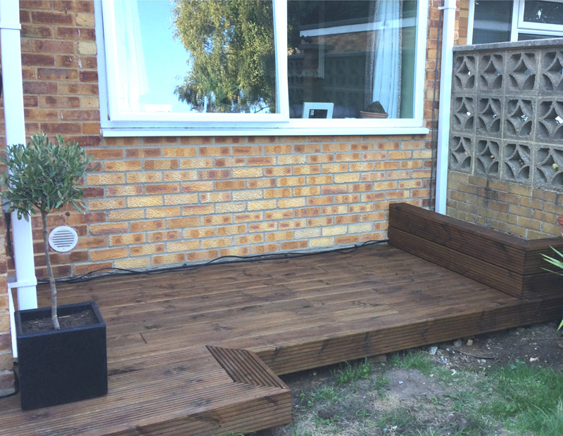 Usable space - New decking for a bistro table